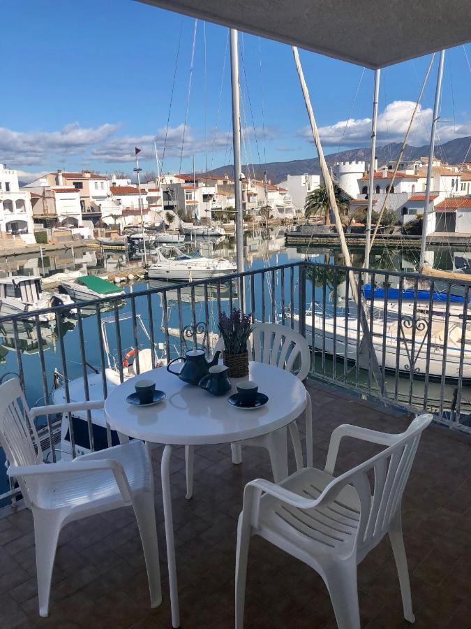 Apt Port Rhodes C, 2 Chbres, 2 Terrasses, Vue Sur Canal Principal De La Marina Et Sur Les Pyrenees Apartment Empuriabrava Ngoại thất bức ảnh